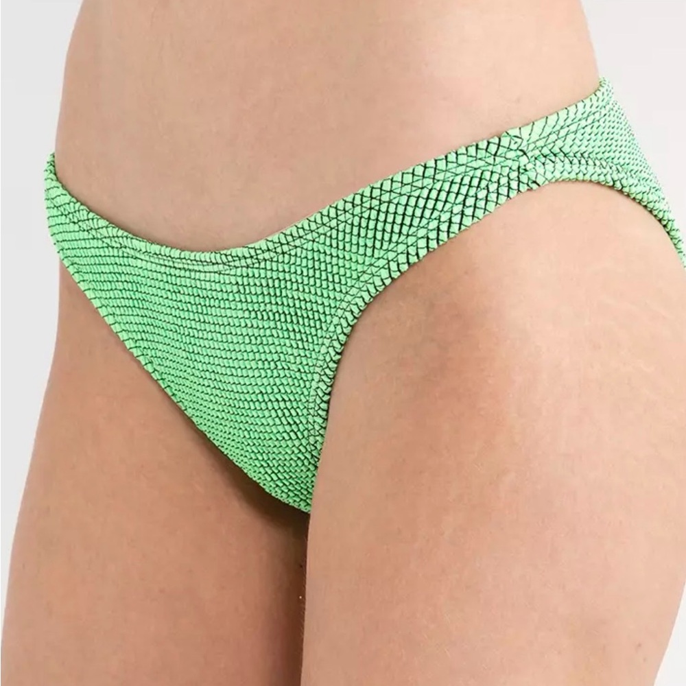 097 NWT Cotton On Body Refined High Side‎ Brazilian Bikini Bottom - Size: Large